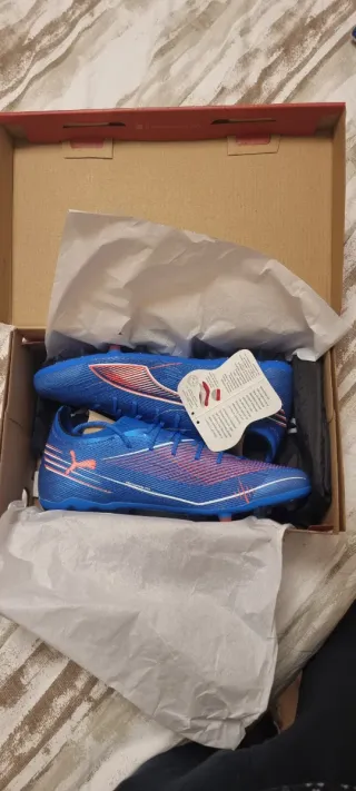 PUMA ULTRA 6 ULTIMATE MG 9