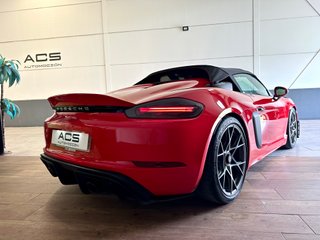PORSCHE 718 Boxster Spyder RS