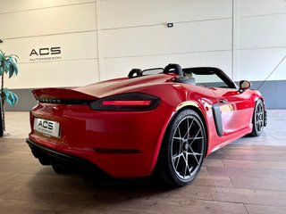 PORSCHE 718 Boxster Spyder RS