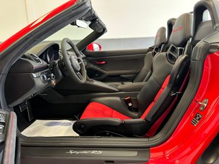 PORSCHE 718 Boxster Spyder RS