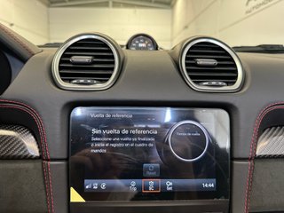 PORSCHE 718 Boxster Spyder RS
