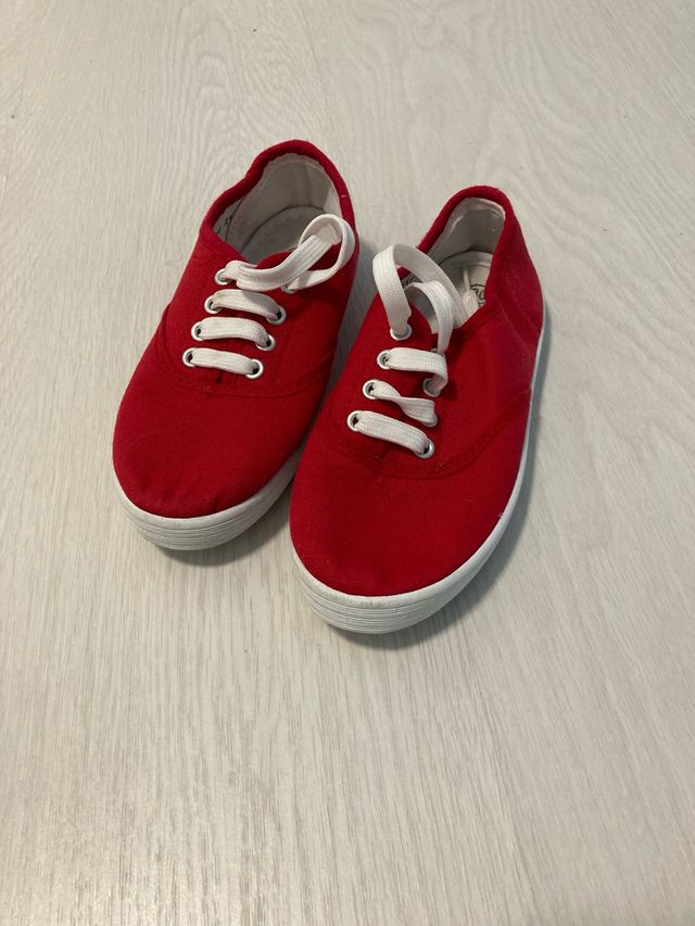 Zapatillas lona rojas talla 30