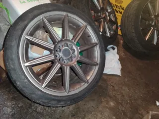 Llantas 18 5x108 y 5x112 y (aparte) neumáticos 225