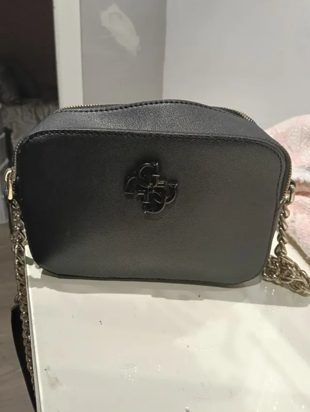 Bolso Guess Negro Cadena Original