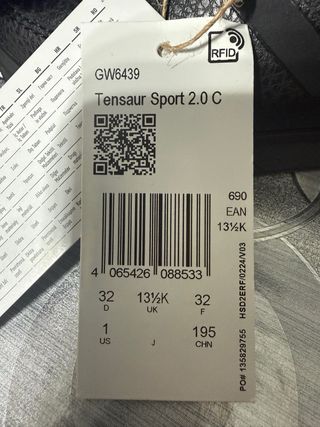 Zapatillas Adidas Negras Velcro Niños. Talla 32.