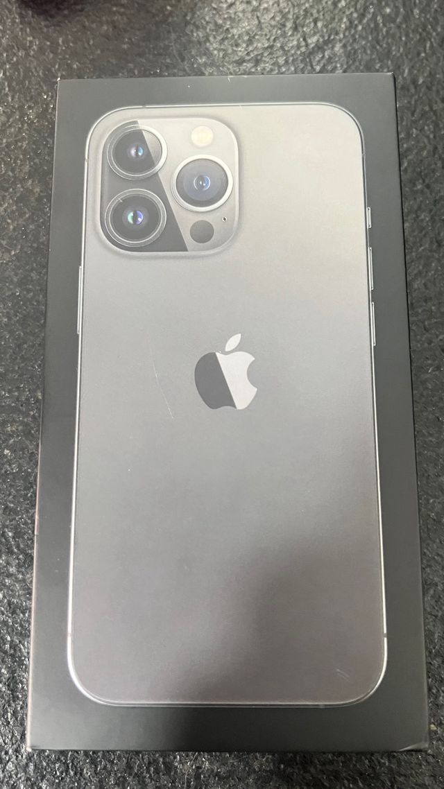 iPhone 11 Pro 512GB Verde Noche con funda bateria