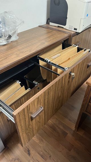 Mueble de oficina 2 cajones madera