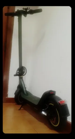 Patinete Cecotec nuevo con seguro