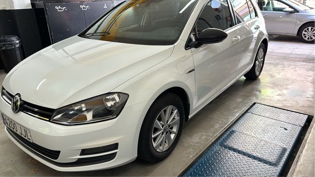 Volkswagen Golf 2016