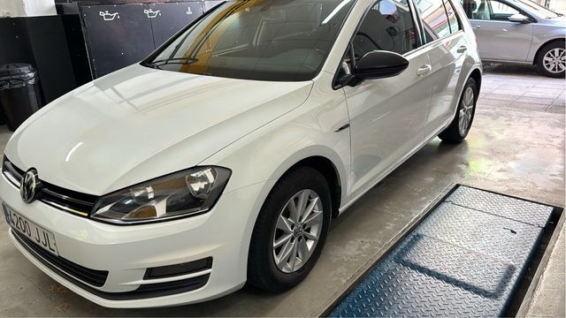 Volkswagen Golf 2016
