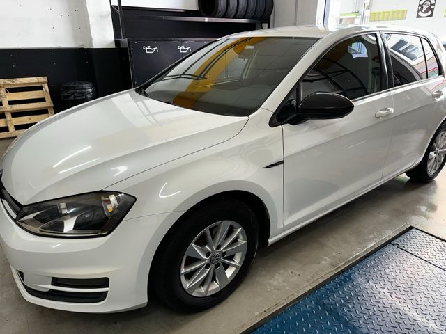 Volkswagen Golf 2016