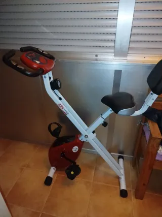 Bicicleta Estática Homcom Plegable