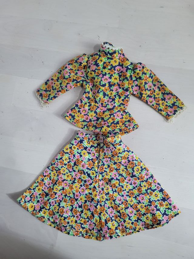 nancy traje chaqueta flores años 70