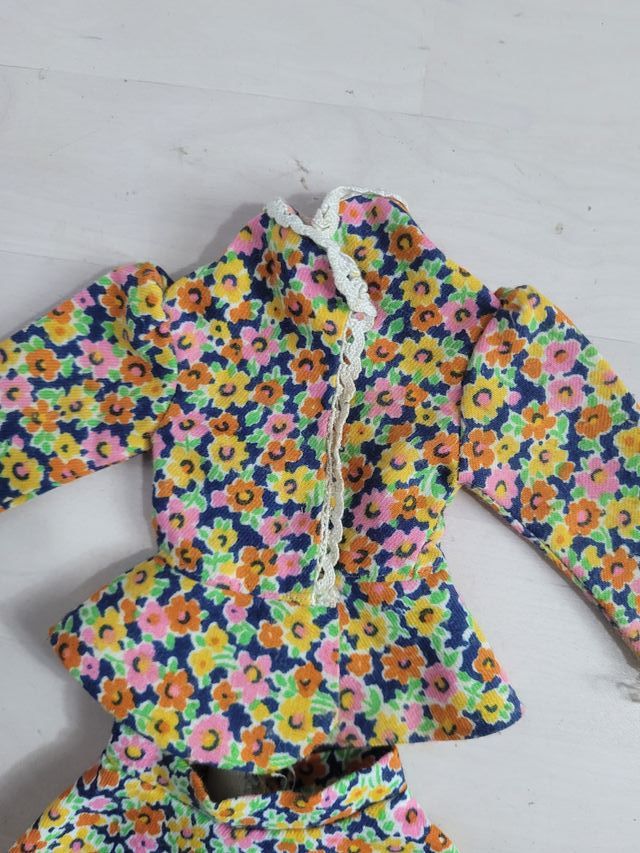 nancy traje chaqueta flores años 70