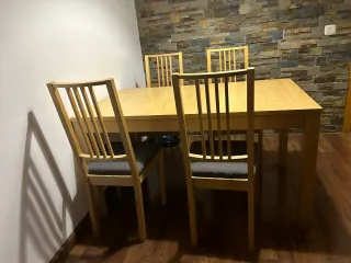 Comedor de madera extensible