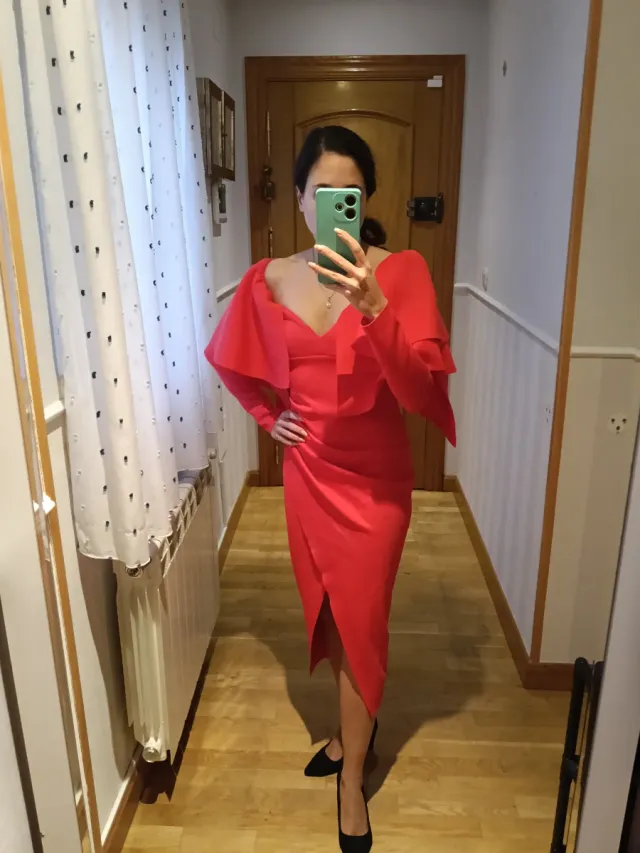 Vestido rojo invitada invierno