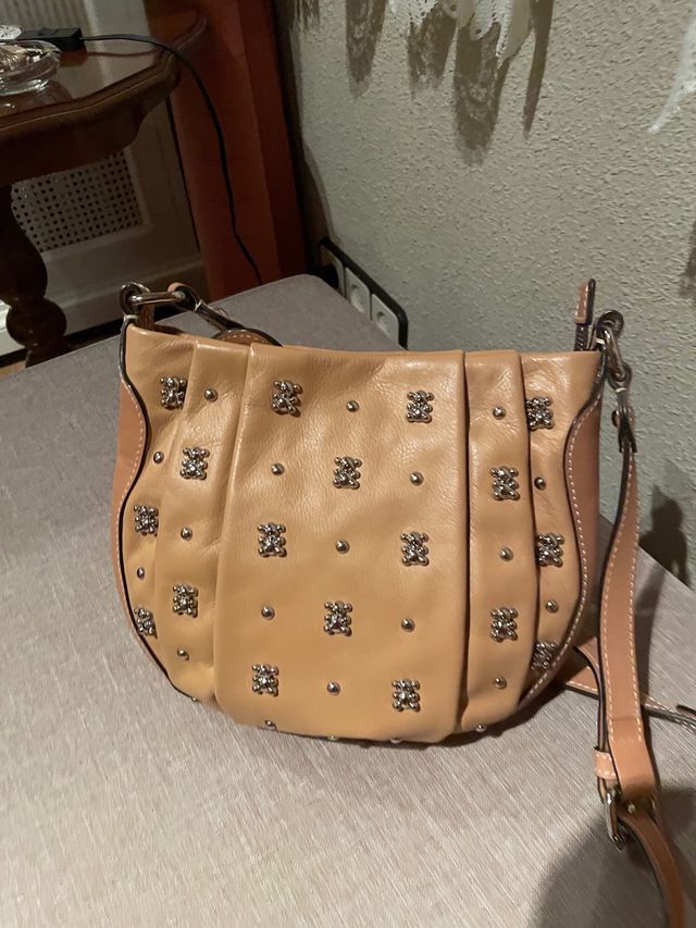 Bolso Tous Piel Beige con Tachuelas
