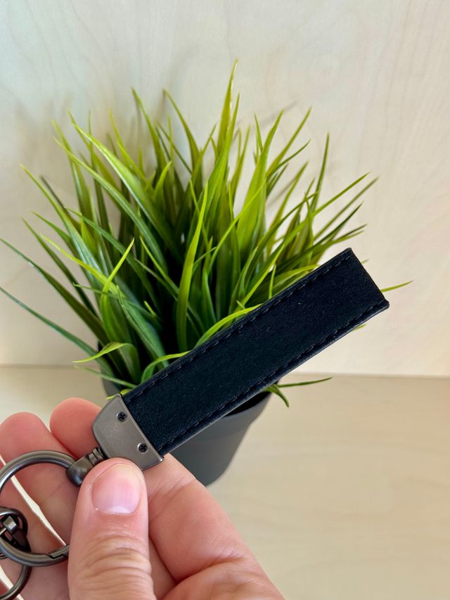 Portachiavi BYD 2025 in pelle scamosciata