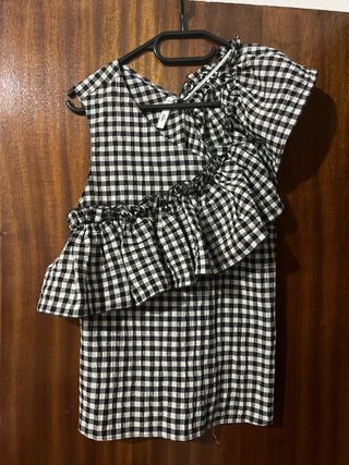 Blusa cuadros con volante