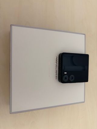 Oppo Find N2 Flip Nero