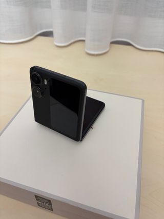 Oppo Find N2 Flip Nero