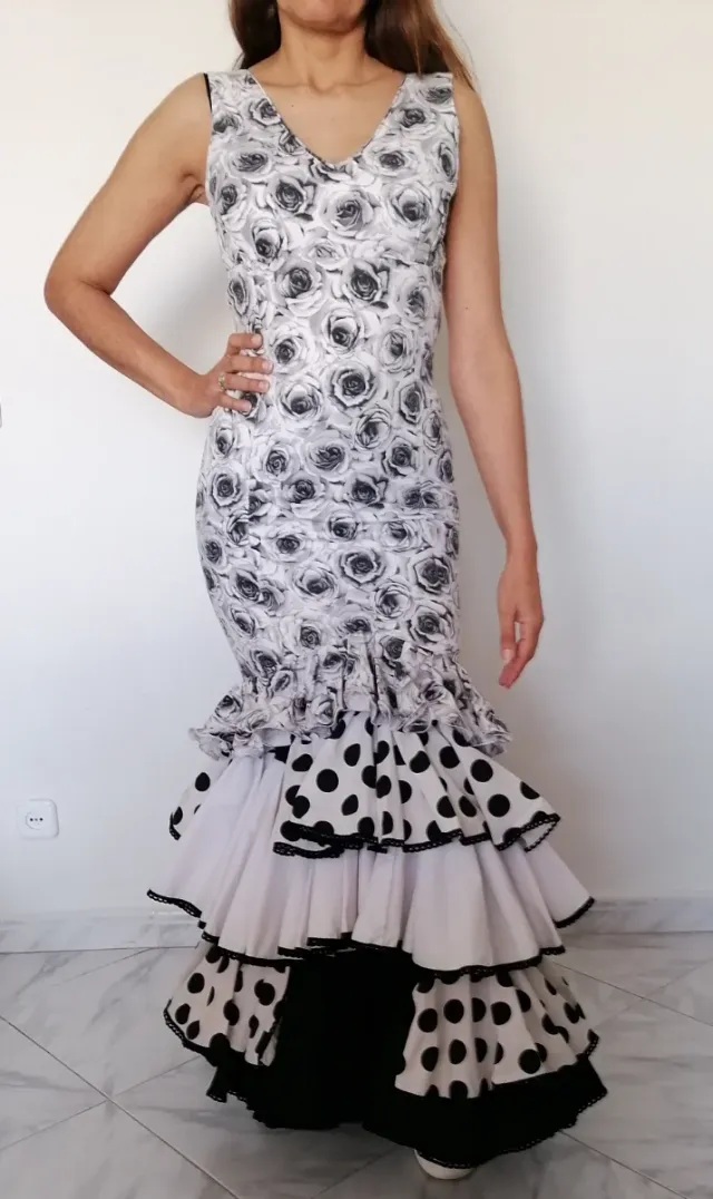Traje Flamenca Diseño Exclusivo + Regalo