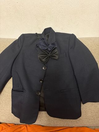 Traje niño azul oscuro 4-5 años