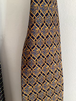 Lote 3 corbatas estampadas