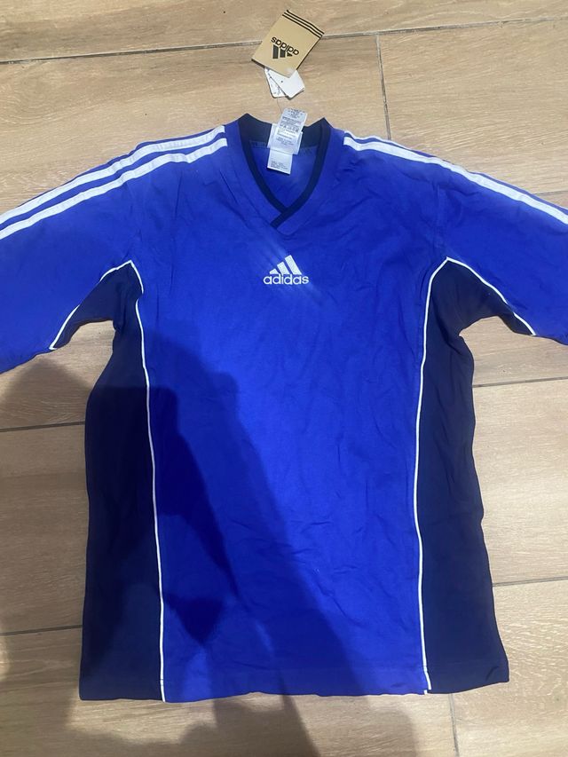Camiseta Adidas azul y negra manga larga