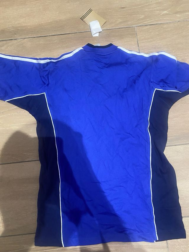 Camiseta Adidas azul y negra manga larga