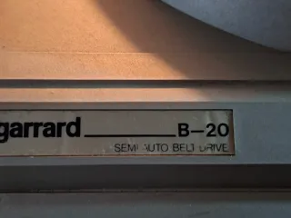 Giradischi Garrard B-20 Beige/Nero