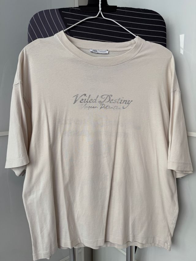 Camiseta Zara Beige Diseño Reversible