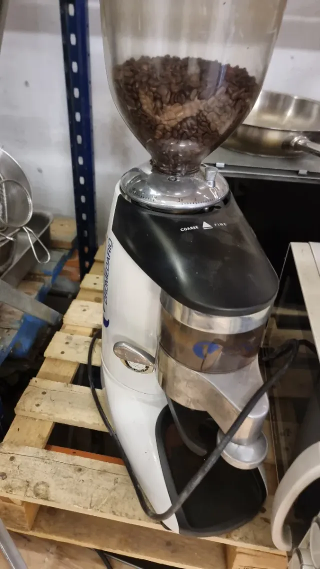 Molino de café industrial