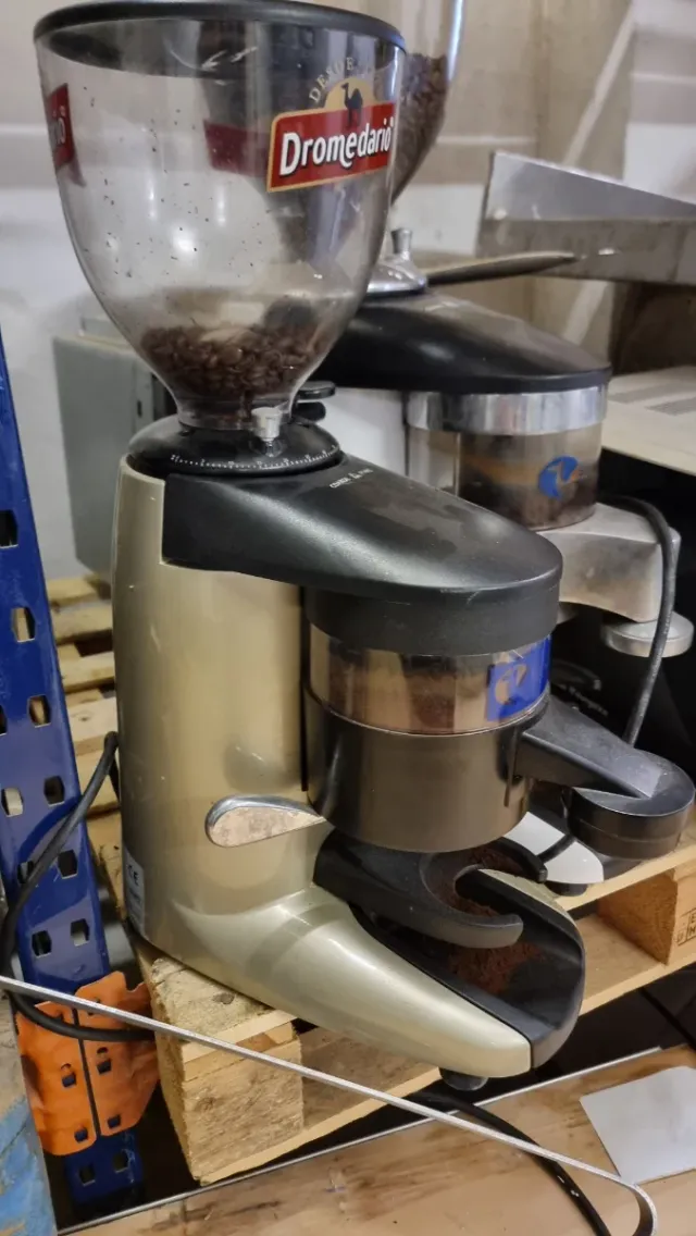 Molino de café industrial