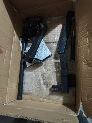 Desmontadora y equilibradora de neumáticos moto