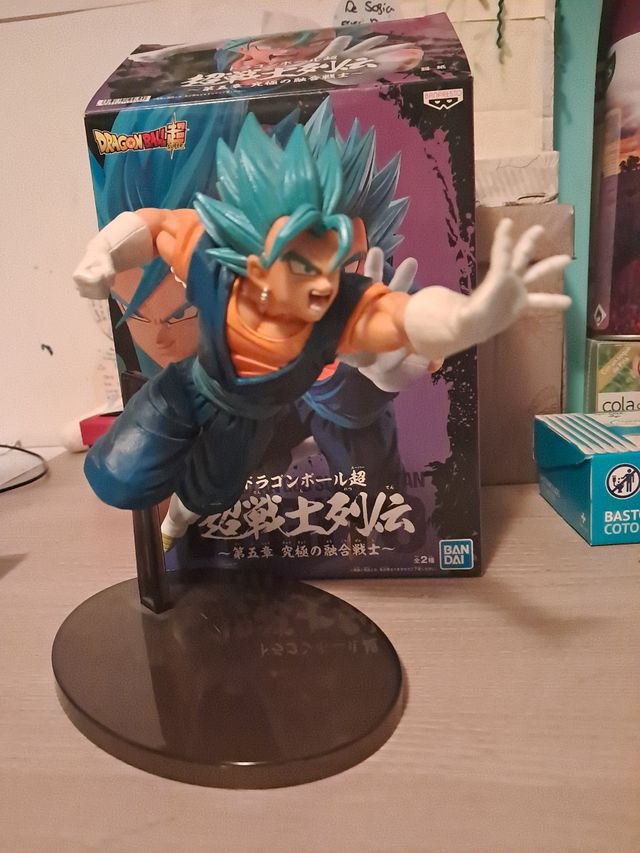 Ultimate Fusion Vegito Super Saiyan God.