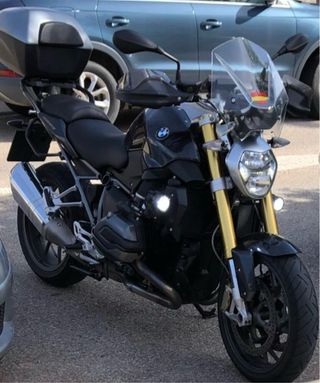 BMW R1200R