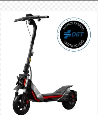 Patinete Eléctrico GT Negro y Rojo ZTE 3 pro