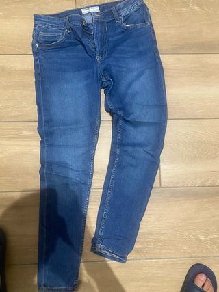 Pantalones vaqueros Bershka talla M