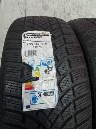 2 Ruedas Bridgestone Blizzak 235/45 R19 99V XL