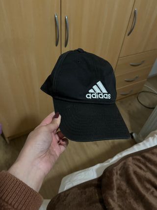 Gorra Adidas Negra