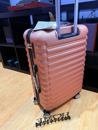 Maleta de viaje mediana rosa