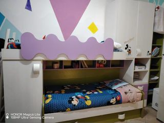 Cameretta bambini con 3 letti