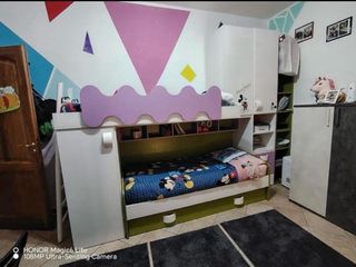 Cameretta bambini con 3 letti