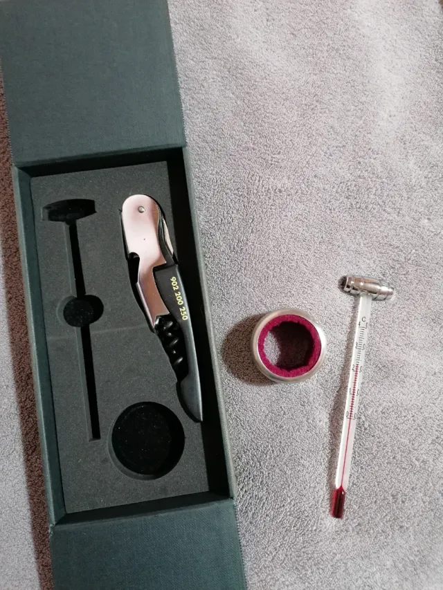 Set de accesorios para vino