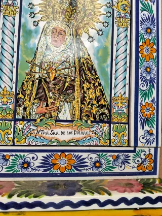 Loza Virgen de los Dolores Decoración
