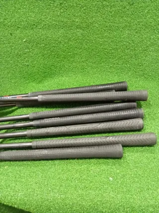 Juego de palos de golf Wilson TSA 2000 Flex estand