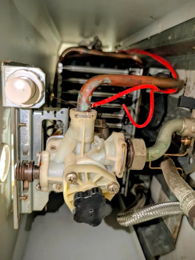 Calentador gas Neckar 11L piezoeléctrico