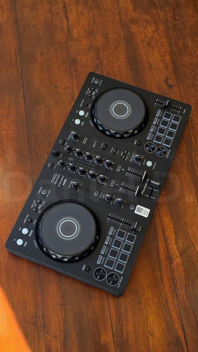 Controller DJ DDJ-FLX4 Pioneer DJ senza utilizzo