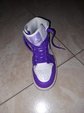 Jordan 1 Mid Donna Tg 38.5 Viola/Bianche